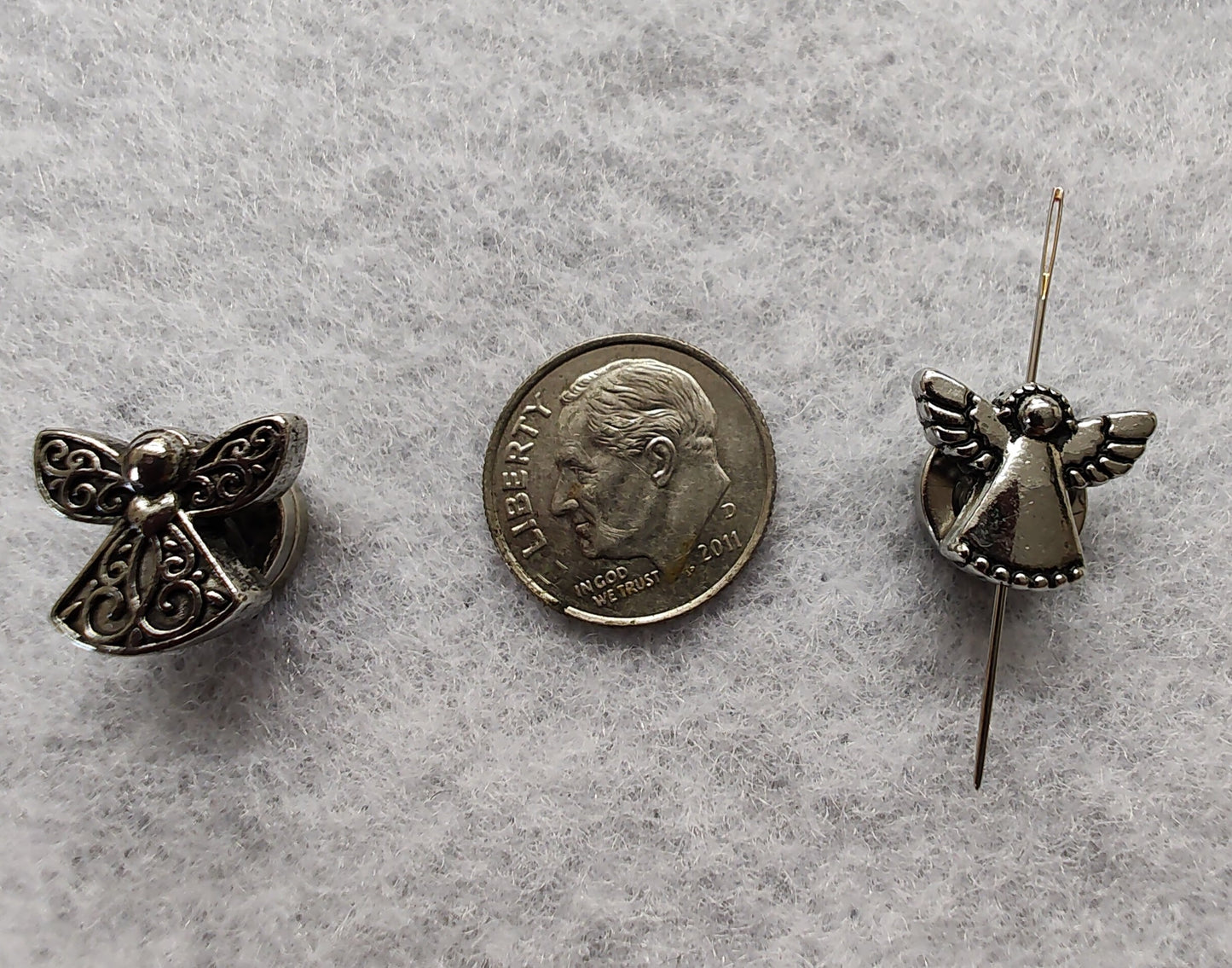 Needleminder- Silver-Angels w/needle hole