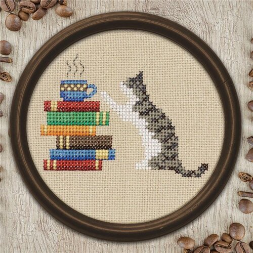 Cat, Books and Coffee - Lola Crow