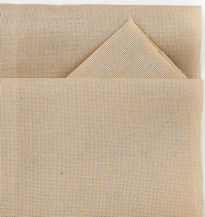 32ct Lambswool Jobelan (Evenweave) by Wichelt