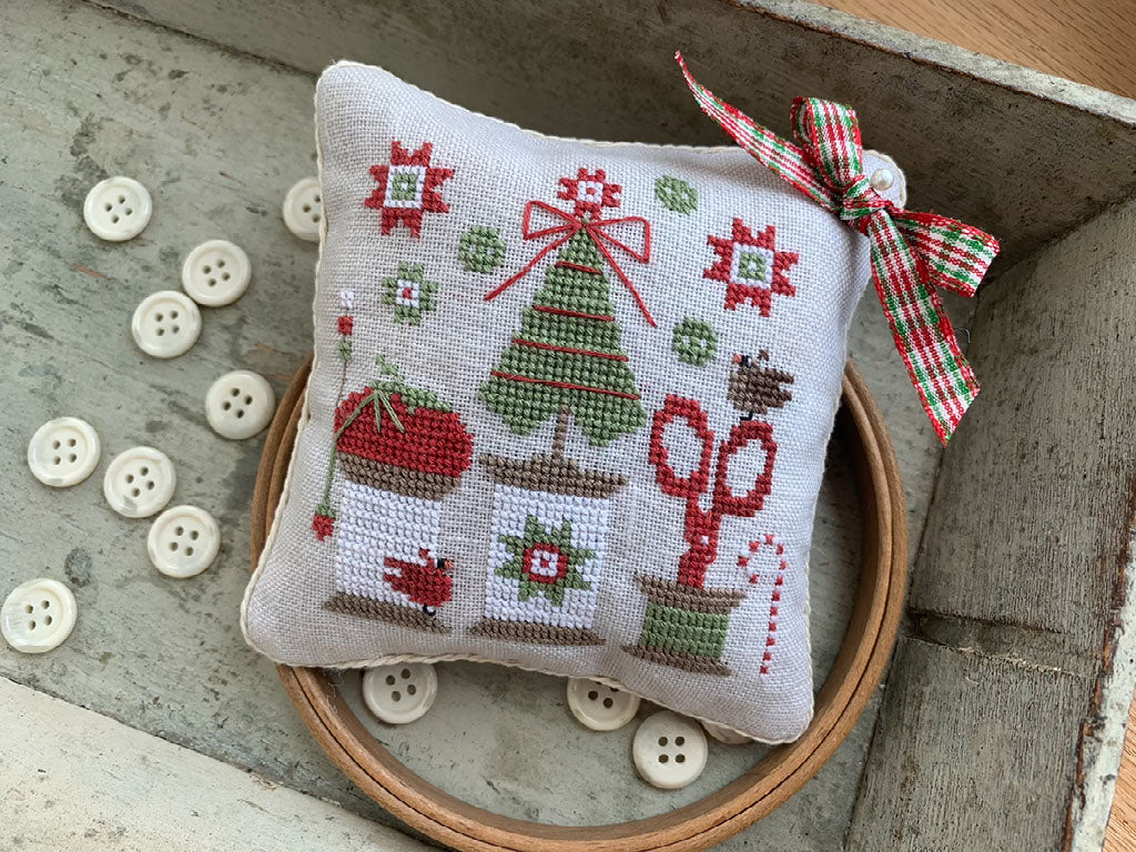 Pre-Order - Christmas Spools Pinkeep by Stitches by Ethel