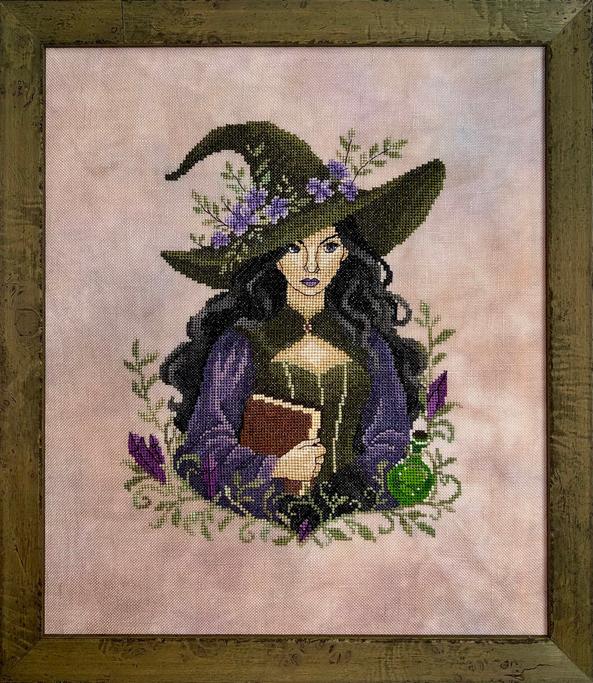 Pre-Order - Valerie by The Stitchin' Kitten Designs