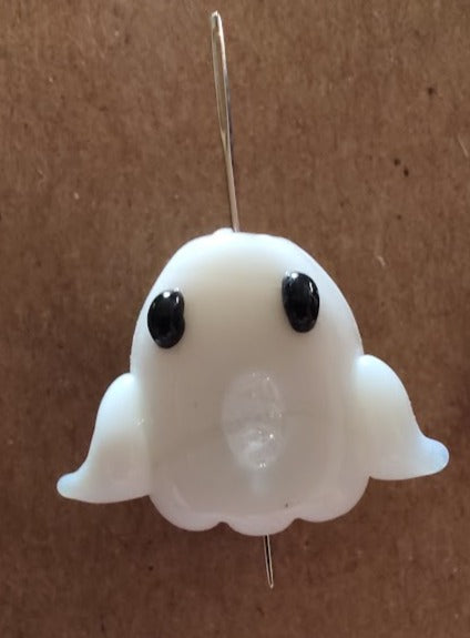Needleminder- Ghost - Plastic w/needle hole
