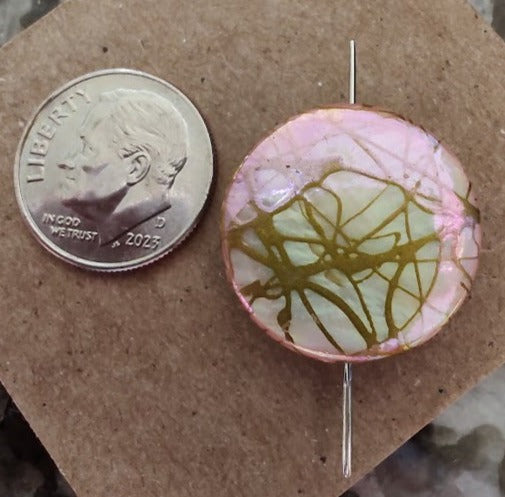 Needleminder- Soft Pink with Gold Swirl w/needle hole
