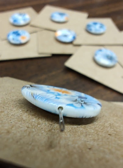 Needleminder- Blue Floral w/needle hole