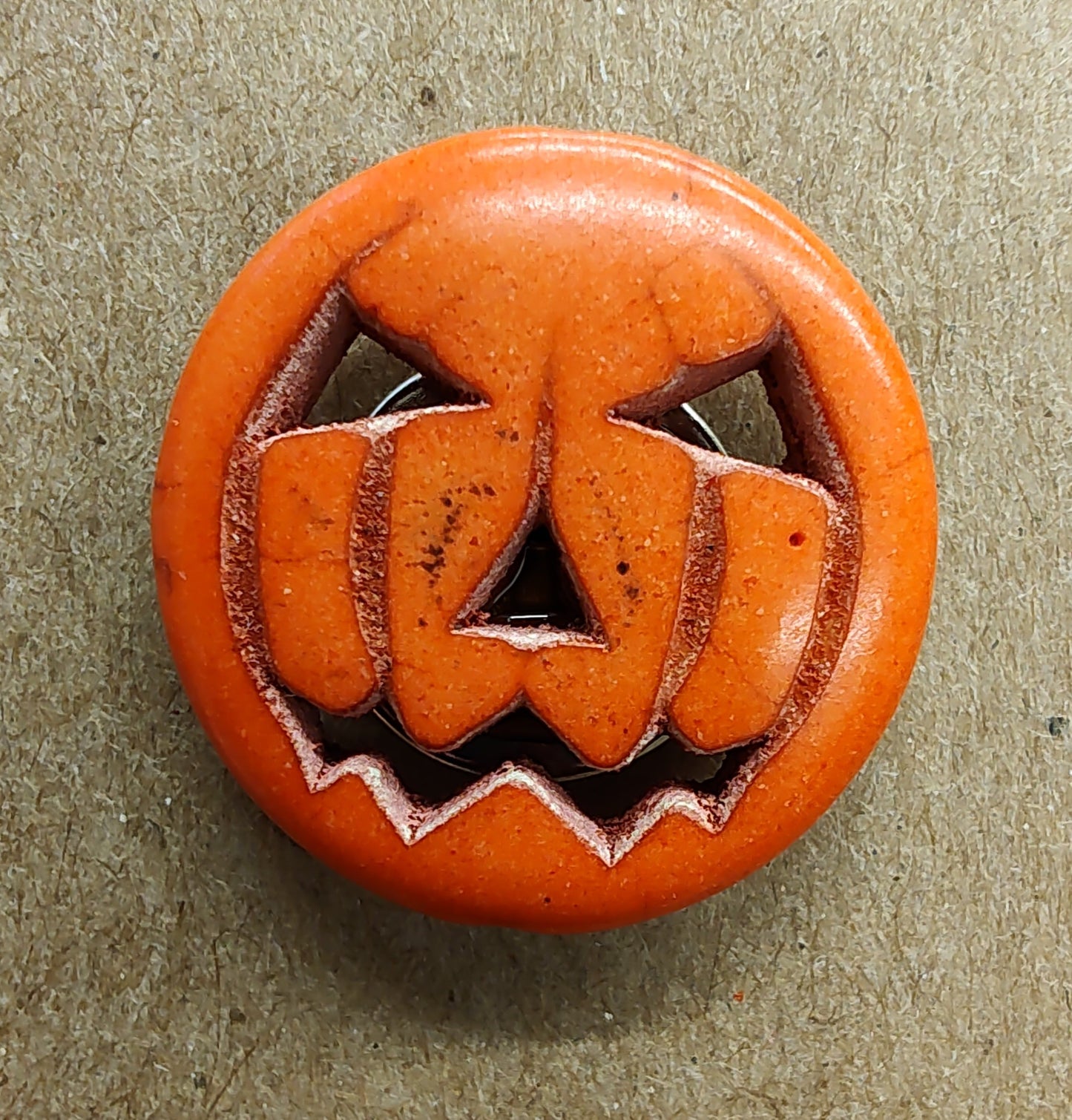 Needleminder- Pumpkin w/needle hole