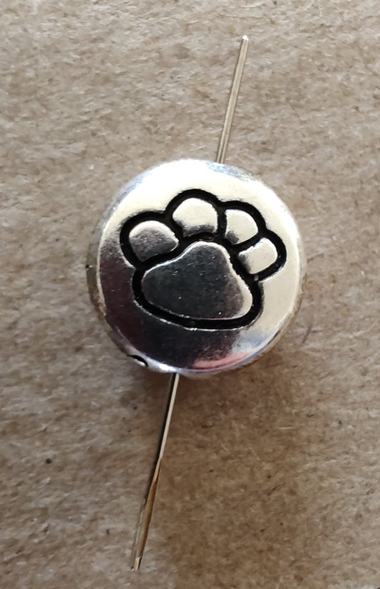 Needle Minder - Silver Paw Print w/ needle hole