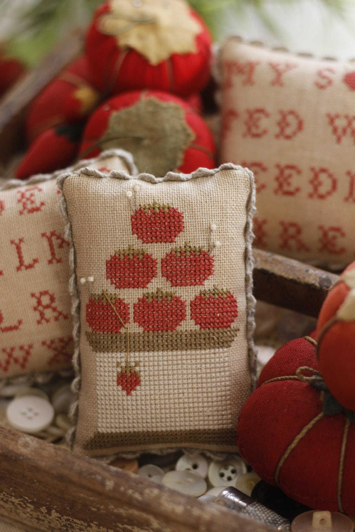 Keeper of the Pins - With Thy Needle & Thread - Brenda Gervais - Cross Stitch Pattern