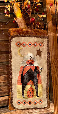 Candy Corn and Friends Hanging Pouch - Homespun Elegance