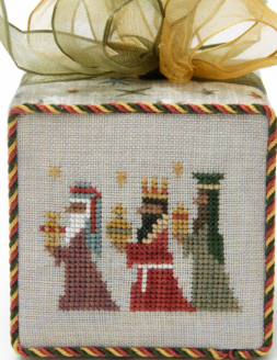 Nativity Frill - Heart in Hand