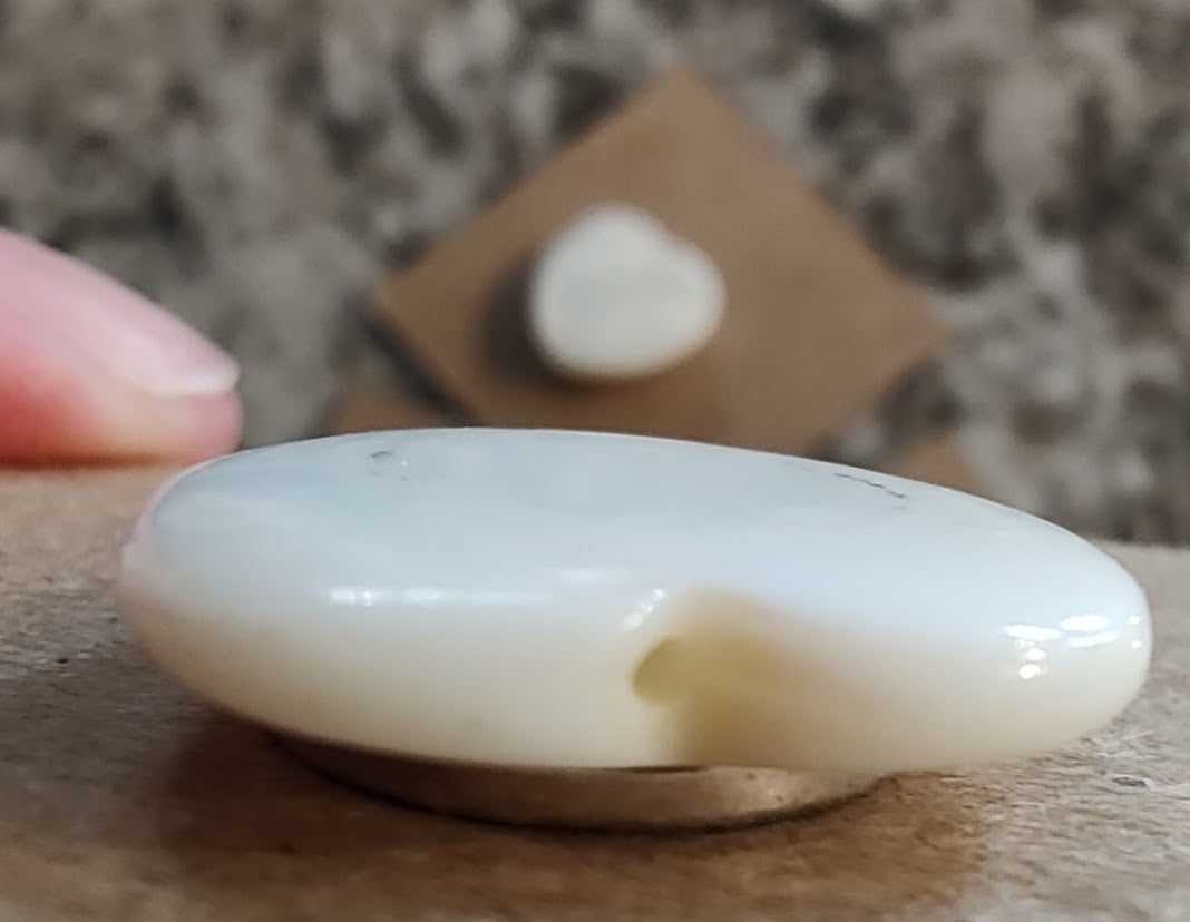 Needle Minder - White Pearl Heart