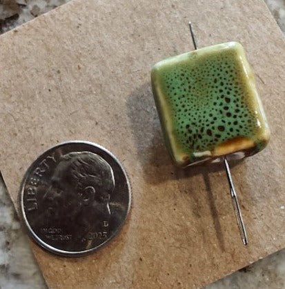 Needleminder- Green Clay with Black Specks w/needle hole