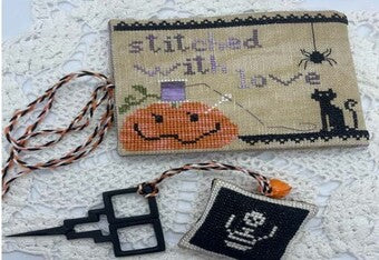 Halloween Needlebook - Romy's Creations