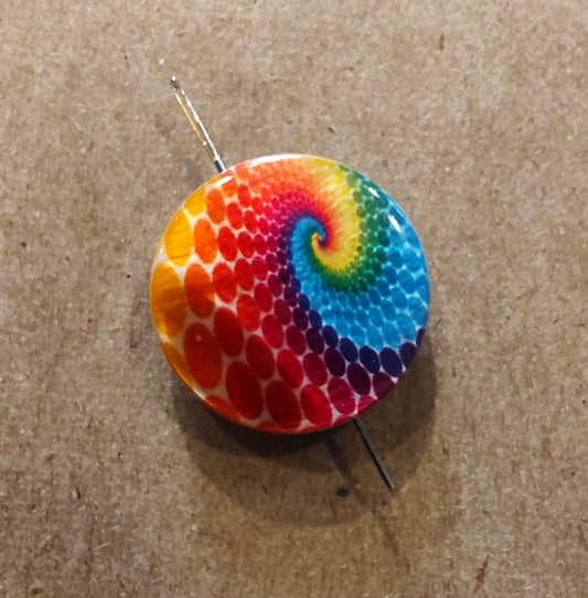Needleminder-Rainbow Swirl w/ needle hole