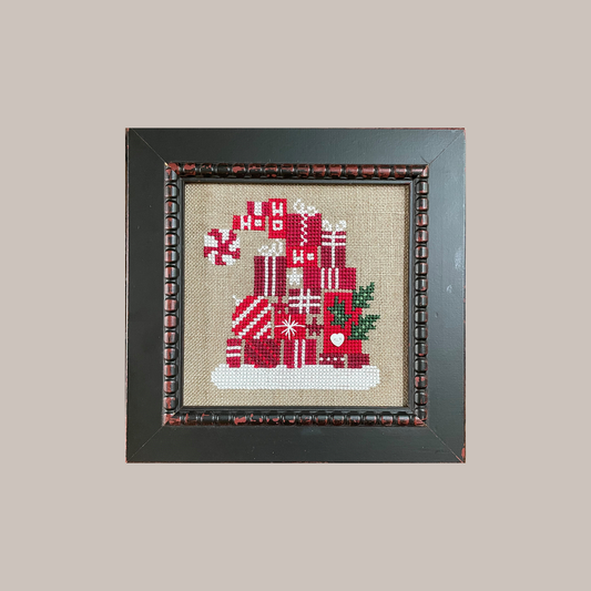 Santa's Hat of Holly Cross Stitch Kit - Bent Creek