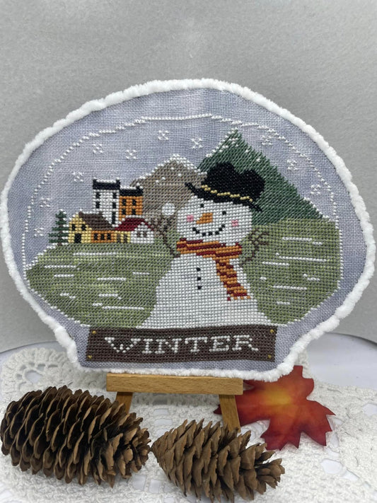 Winter in a Snowglobe - Romy's Creations